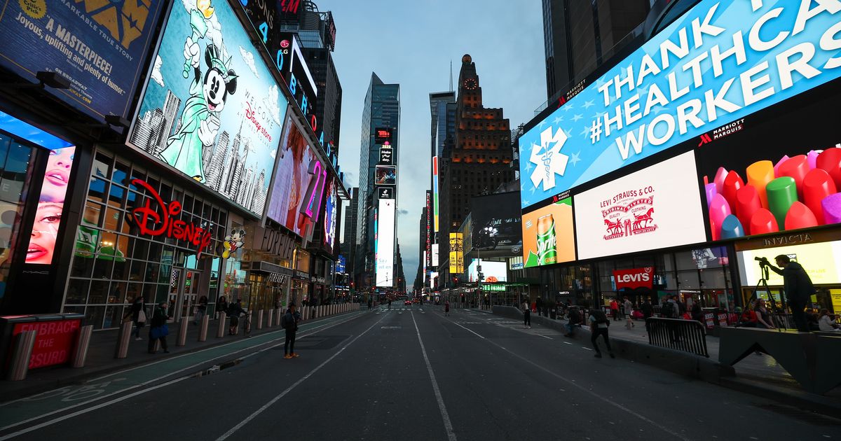 Jaw-dropping photos show iconic New York City locations emptied out because of coronavirus