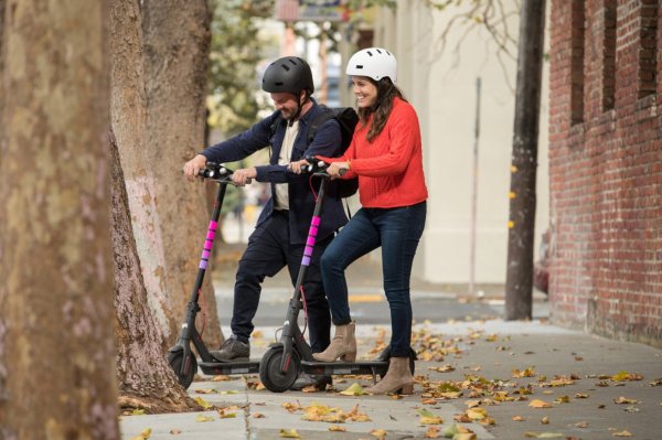 Lyft ends electric scooter operations in Oakland, Austin and San Jose