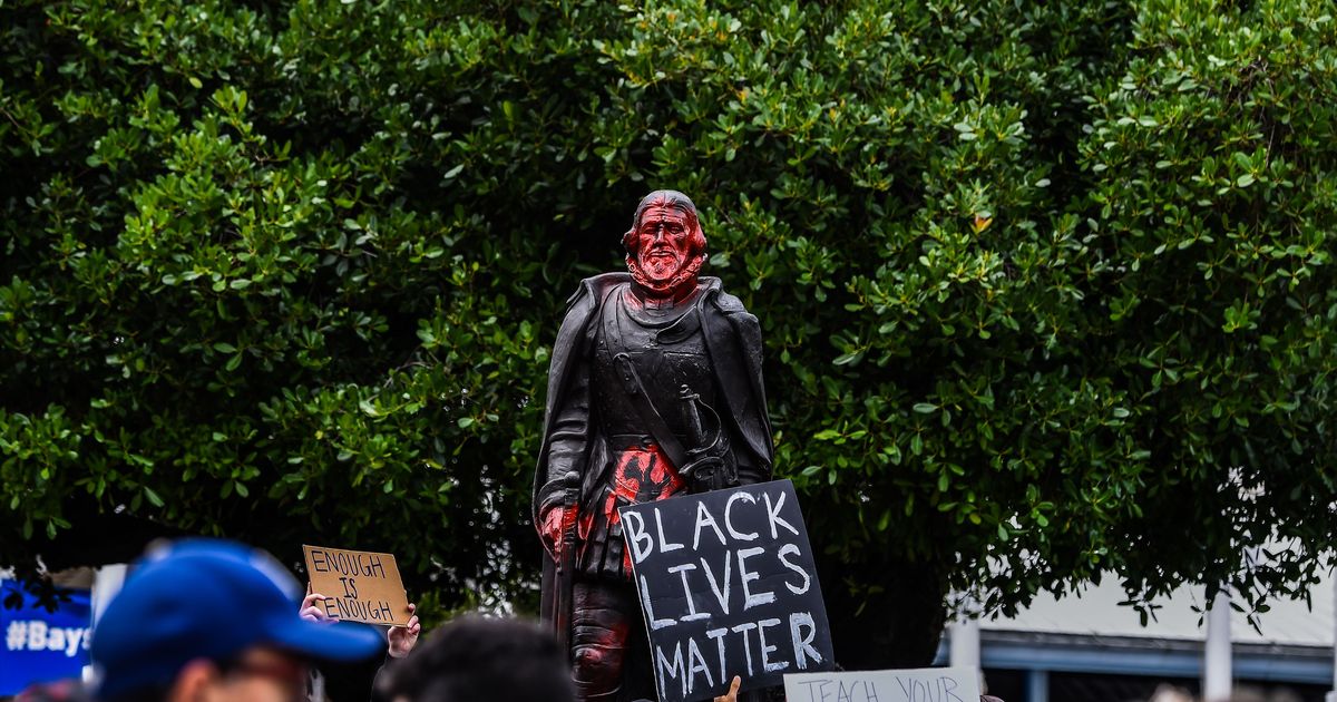 15 great photos of creatively vandalized racist statues from around the world