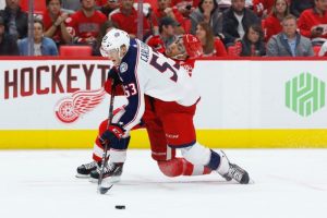 Blue Jackets sign Carlsson to two-year deal – Reuters