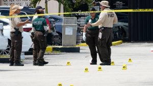 $100,000 reward to find 3 shooters who killed 2, injured more than 20 outside a Miami banquet hall