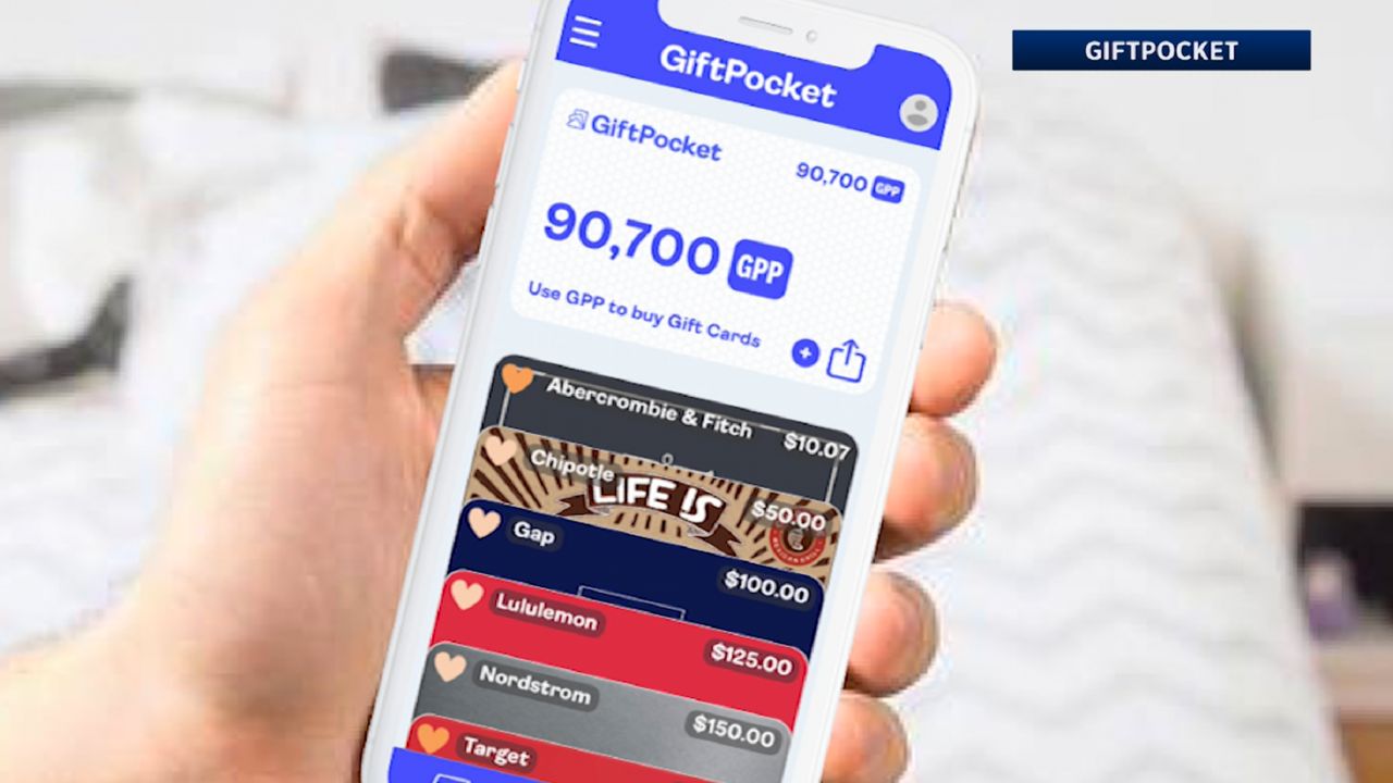 Teen inventor creates app that helps users to manage gift cards