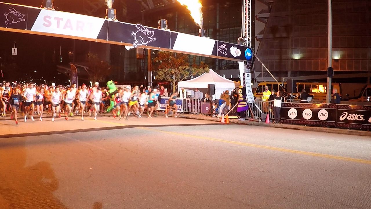 Emotions high as Cincinnati’s Flying Pig Marathon returns for an in-person race