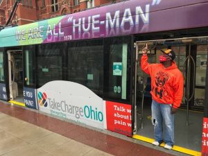 Read more about the article New arts-themed streetcar ‘mural’ unveiled as part of ArtsWave fundraising kick off