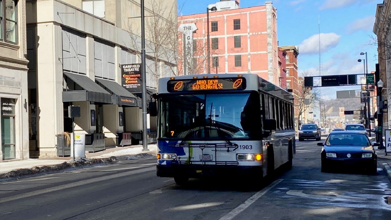 Metro goes fare-free on Opening Day to support Cincinnati Reds fans, promote bus service