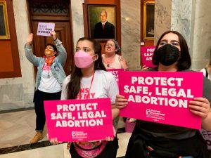 Read more about the article If Roe is reversed, 13 states have ‘trigger laws’ that would ban abortion