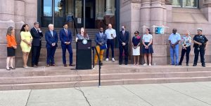 Read more about the article Cincinnati Pride: More inclusive Pride flag to fly at City Hall all month