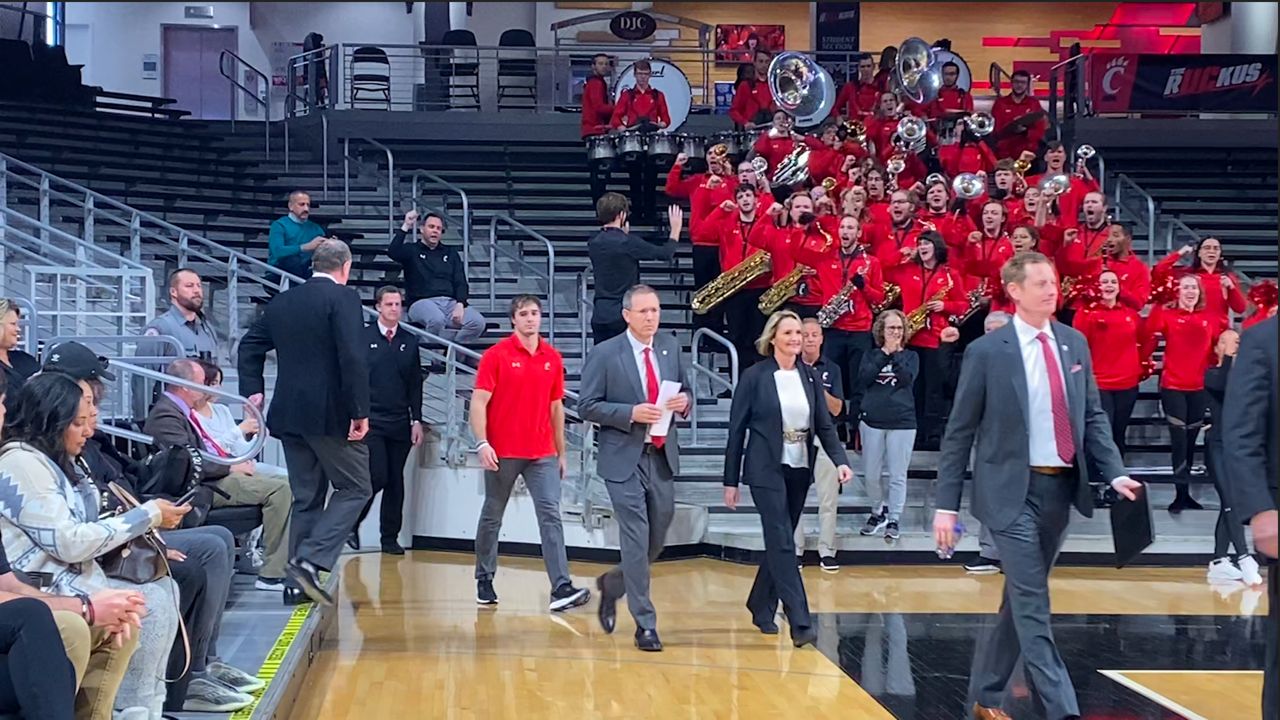 University of Cincinnati introduces Scott Satterfield as new head football coach