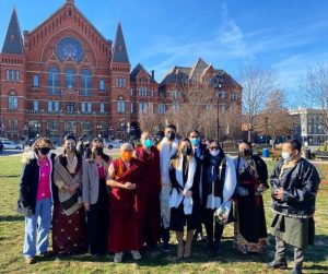 Read more about the article Mayor Aftab Pureval travels to India to meet Dalai Lama, invite him to Cincinnati