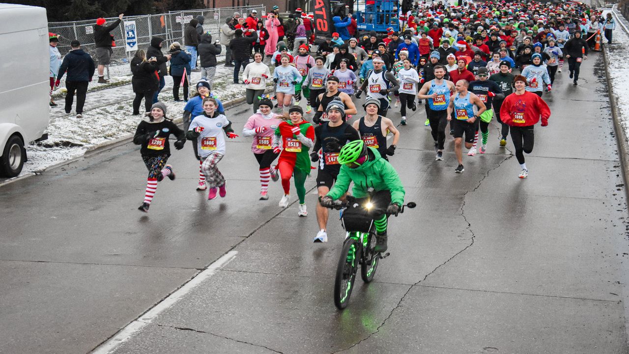 Akron-Canton Regional Foodbank’s 10th Selfless Elf 5K draws more than 900 runners