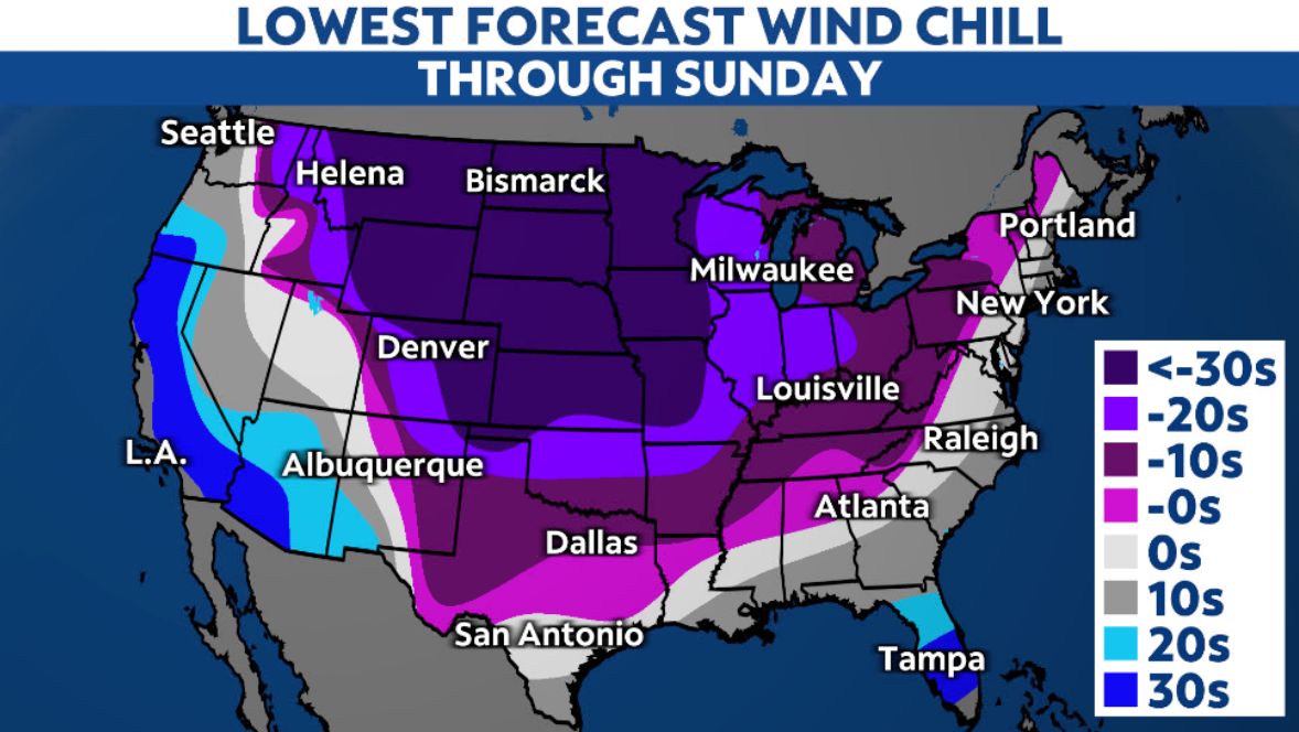 Vast winter storm prompts 2,500 U.S. flight cancellations Thursday, Friday