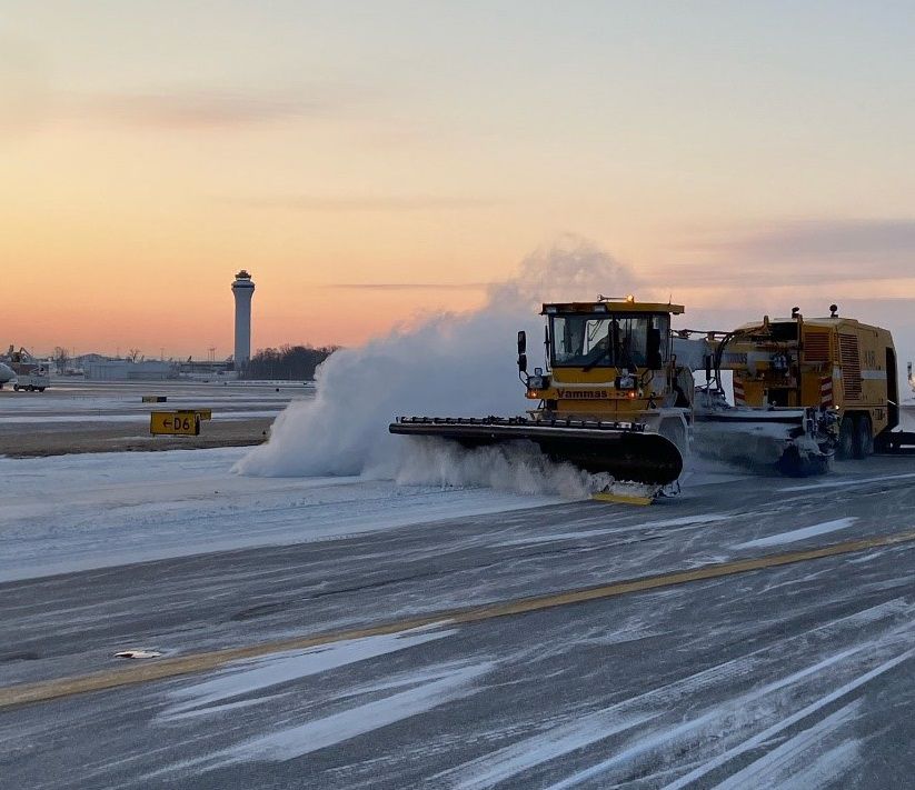 Ohio airports battle weather conditions, flight changes as holidays approach