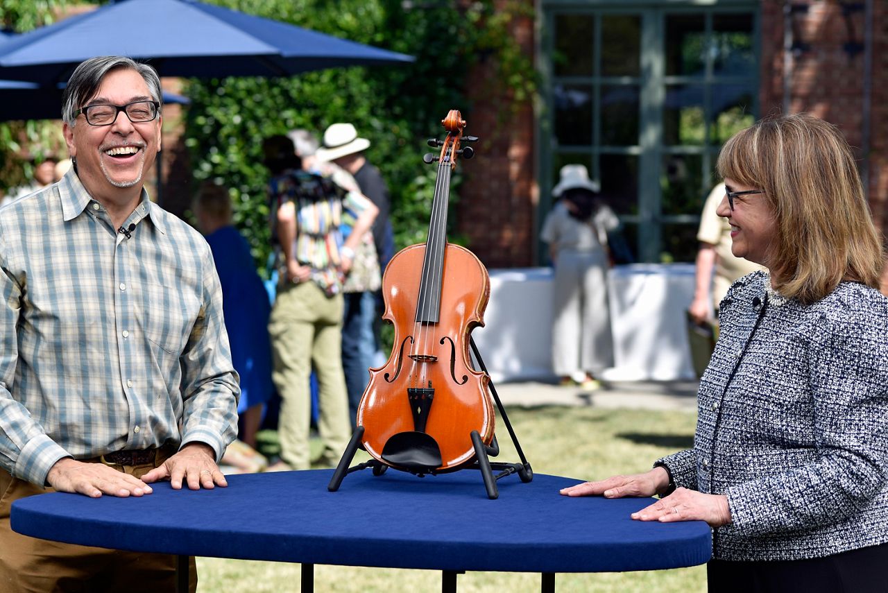 Antiques Roadshow’s 2023 tour to include first-ever stop in Akron in late spring