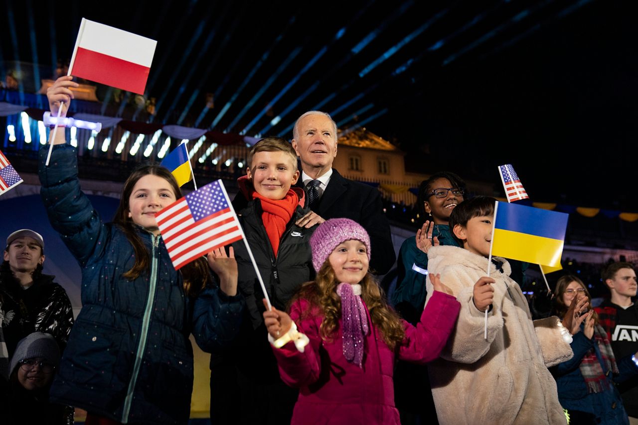 In Poland, Biden pledges that U.S., allies have Ukraines back