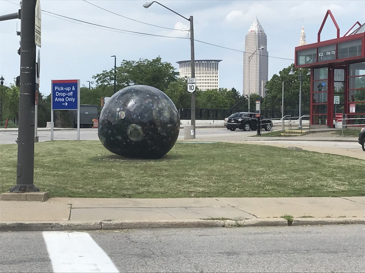 Cleveland artist suing over removal, destruction of sculpture