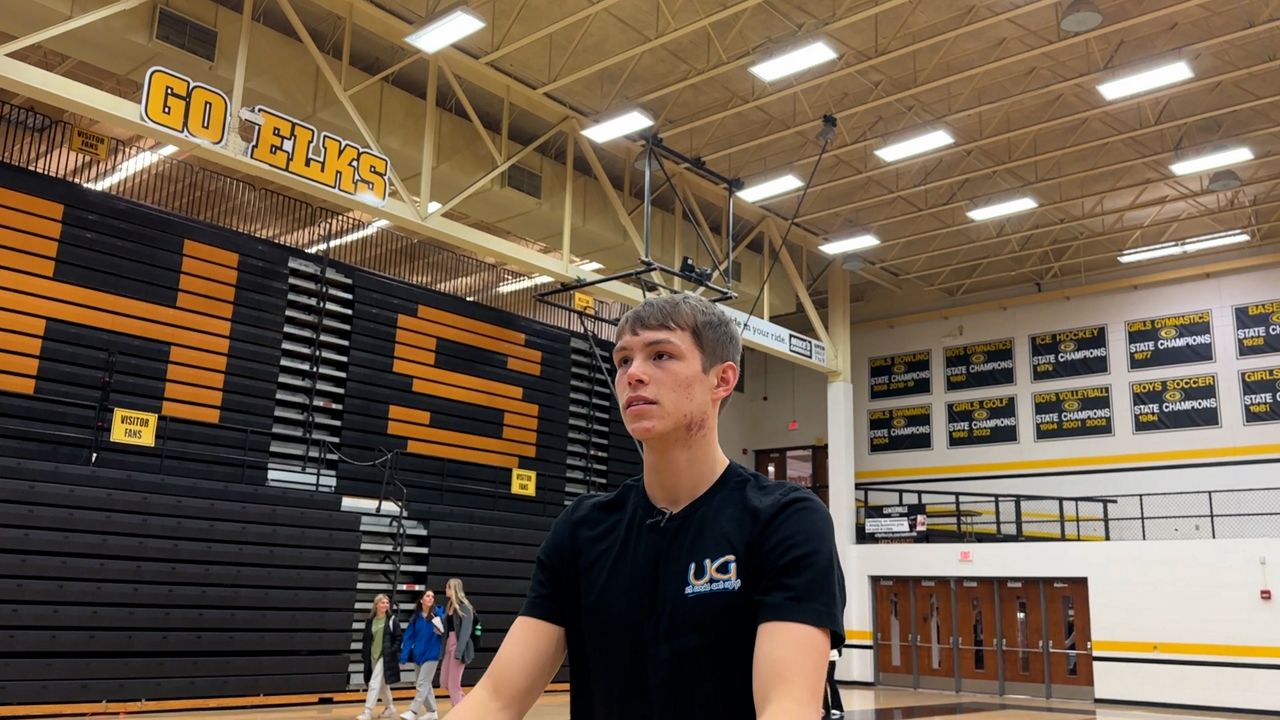 Centerville coach, son prepare for final stretch of tournament