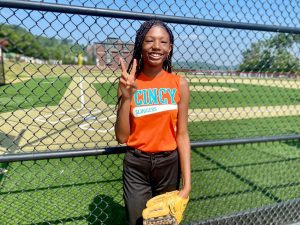 Read more about the article Cincinnati-area softball players get big league experience as part of PLAY BALL Weekend