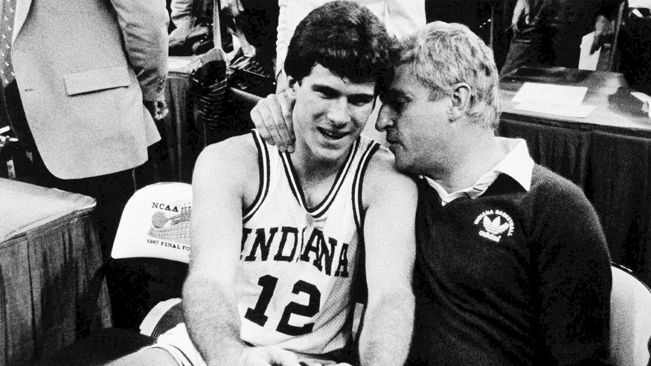 Read more about the article Basketball coaching legend Bob Knight dies at 83